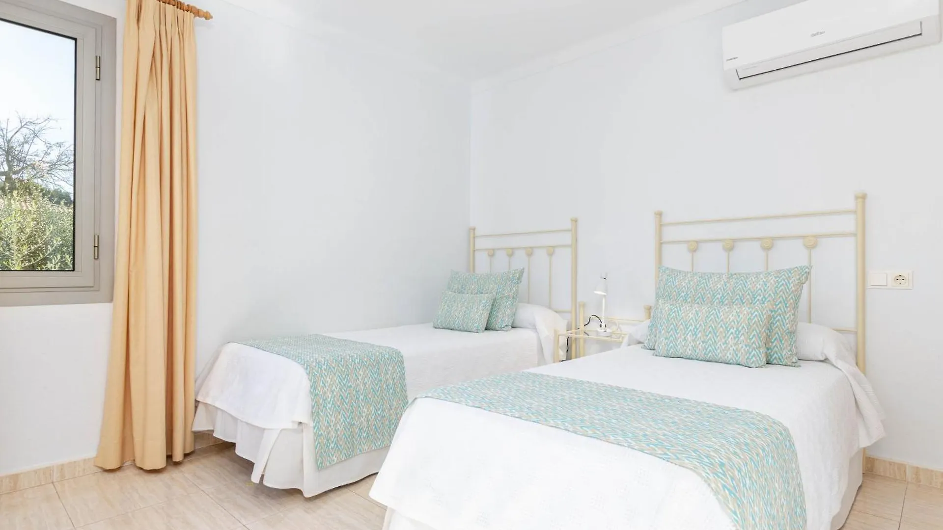 Yourhouse Roses 9 Port de Alcudia